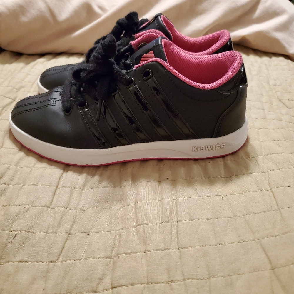 Girls K-Swiss size 3 Pink & Black
